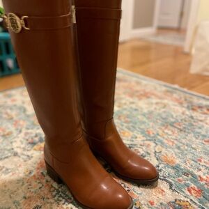 Brown Knee-High Women's Boots